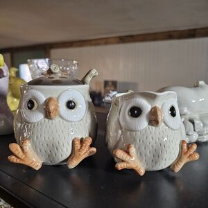 Fitz and Floyd Cream and Tan Owl Sugar and Creamer Set